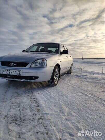 Бампер передний priora 1