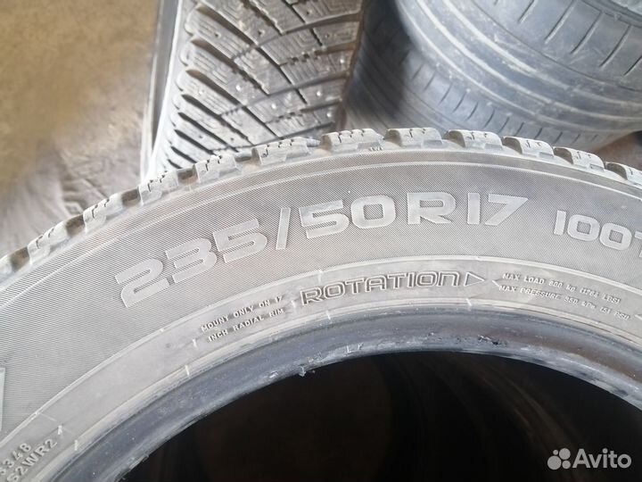Nokian Tyres Hakkapeliitta 8 235/50 R17