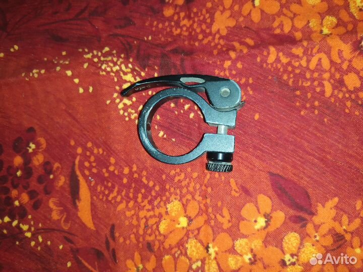 Крепление сидения велосипеда