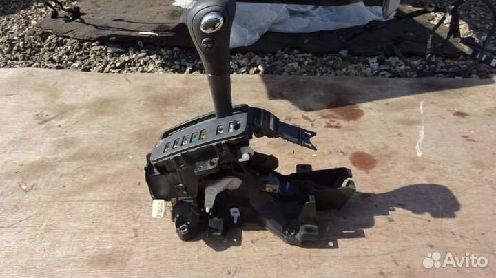 Селектор АКПП Toyota Allex NZE124 1NZ-FE 2004/6