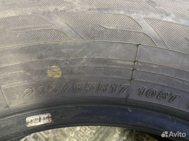 Yokohama Ice Guard SUV G075 235/65 R17