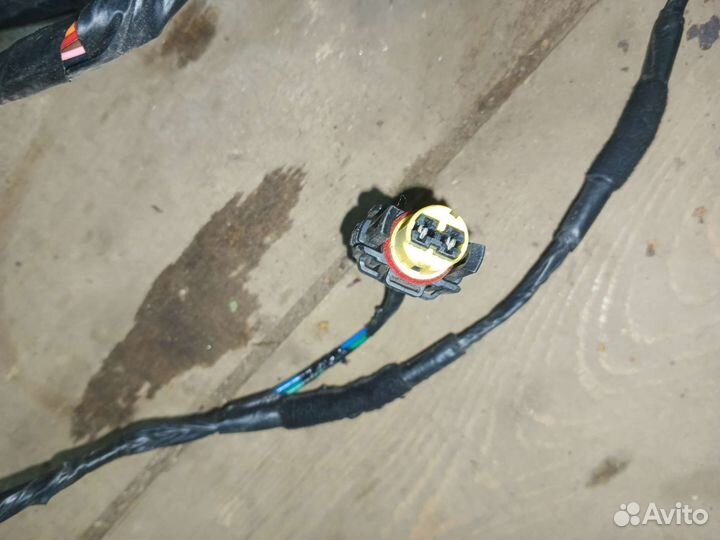 Проводка задней левой двери Hyundai ix35