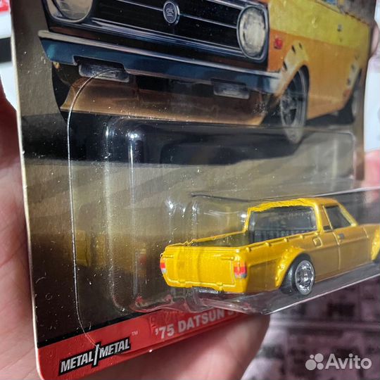 Hot Wheels Prenium '75 Datsun Sunny Track(B120)