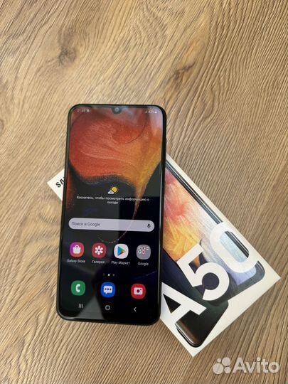 Samsung Galaxy A50, 4/64 ГБ