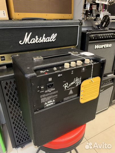 Комбоусилитель басовый Fender rumble 25