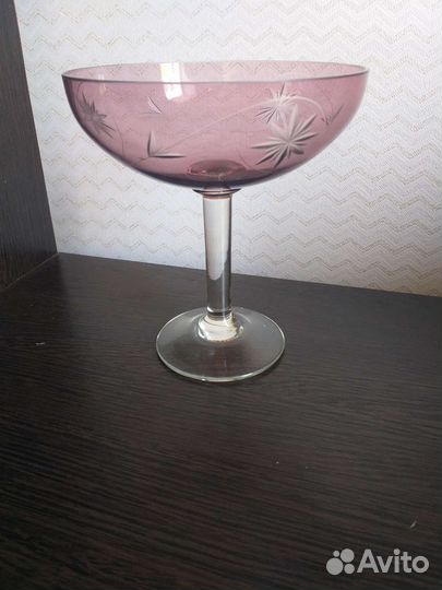 Ваза на ножке цветное стекло СССР