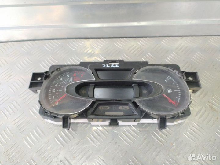 Панель приборная (щиток приборов) Renault Kaptur