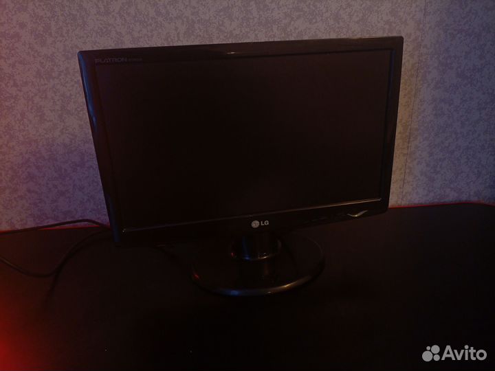 Монитор LG W1943