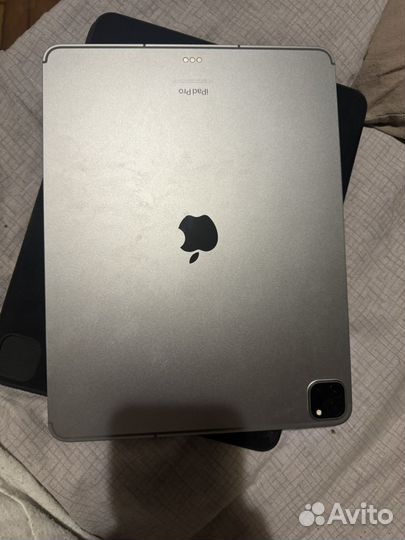 iPad pro 12.9 2022 256m2