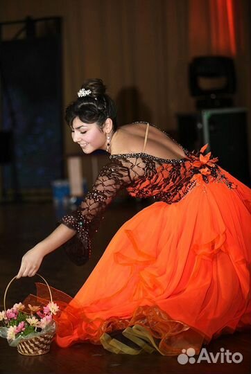 Бальное платье