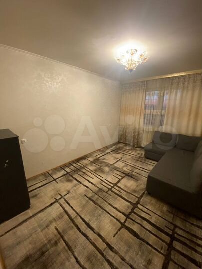 Комната 40 м² в 4-к., 13/17 эт.