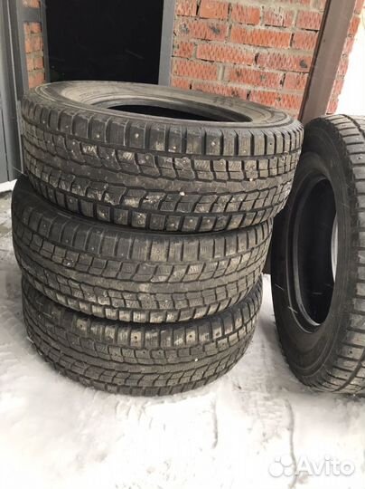 Dunlop Grandtrek AT1 245/70 R16