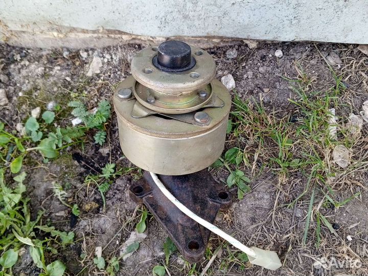 Электромагнитная муфта двигатель умз 4216 Новая