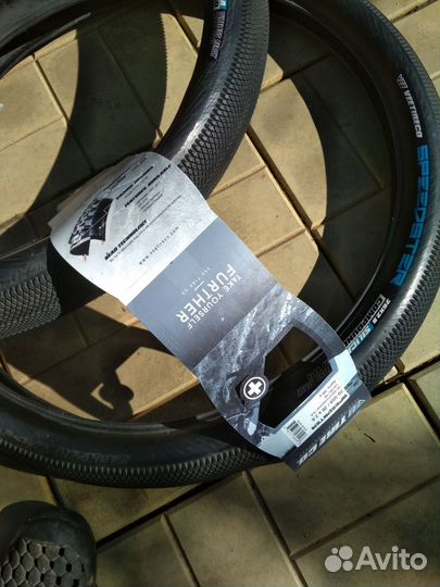 Покрышки для велосипеда 26 -2,8VEE tire CO