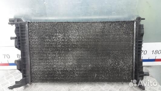 Радиатор системы охлаждения renault megane 3 (HUK2
