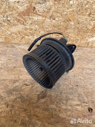 Мотор печки Ford Transit Connect TC7 1.8L duratorq