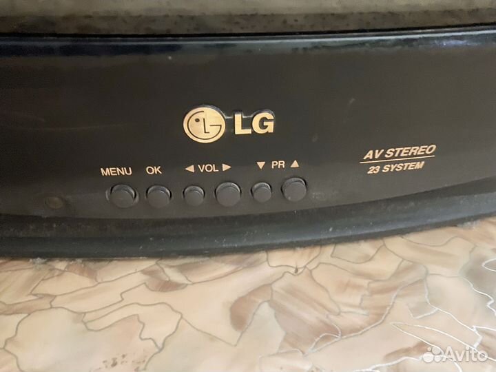 Телевизор бу на запчасти LG