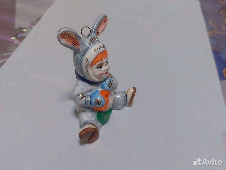 Лефортовский фарфор Мальчик в костюме зайчика