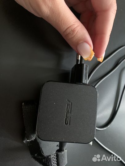 Ноутбук asus