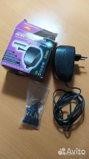 Универсальный блок питания Robiton Sn1000s