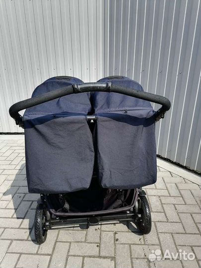Коляска для двойни или погодок