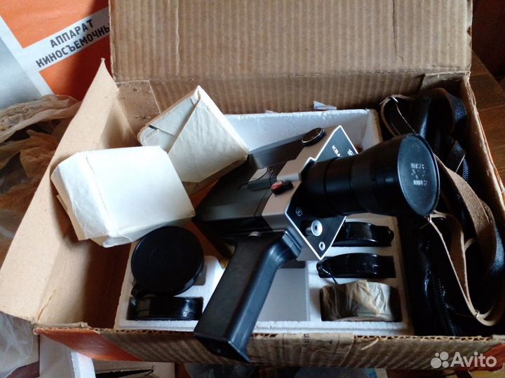 Аппарат киносъемочный кварц 1х8с-2 новый кинокамер