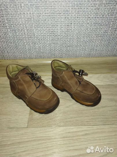 Ботинки демисезонные