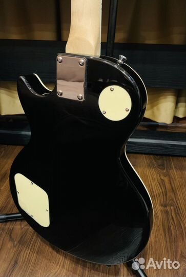 Электрогитара Les Paul Black + Чехол