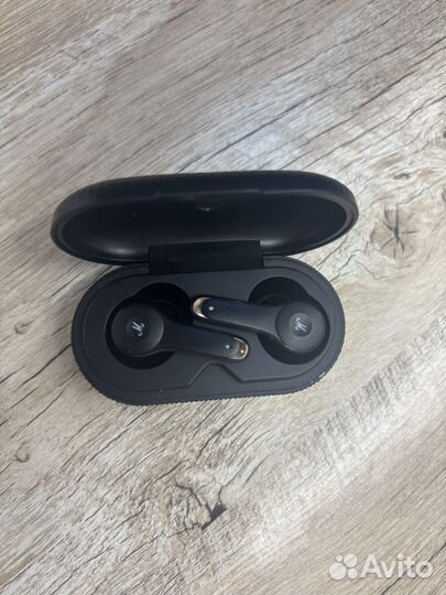 Беспроводные наушники Marshall