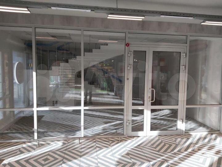 Сдам помещение свободного назначения, 680 м²