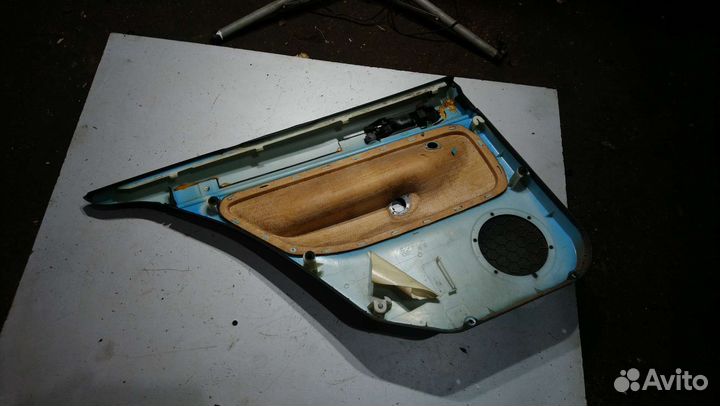 Обшивка двери задней volkswagen bora R, L