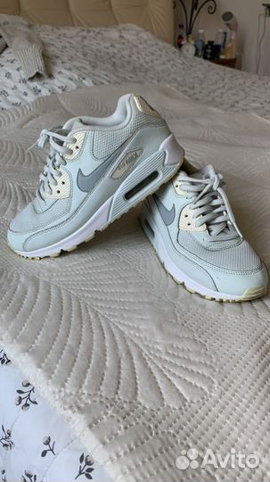 Кроссовки Nike Air max женские оригинал 37,5