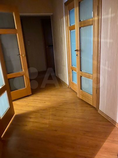 3-к. квартира, 83 м², 4/10 эт.