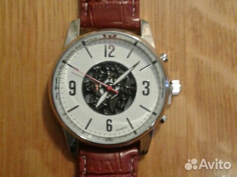 Часы Кварцевые