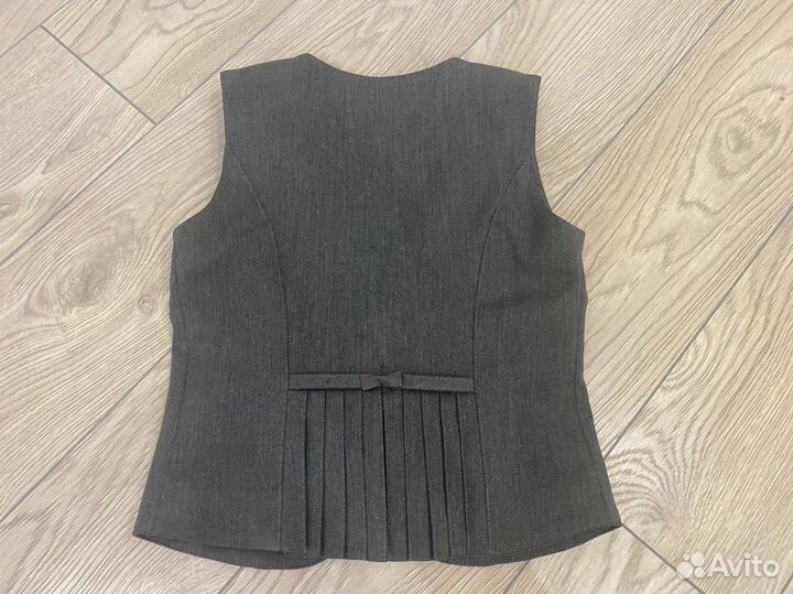 Школьная Жилетка для девочки серая, р. 134