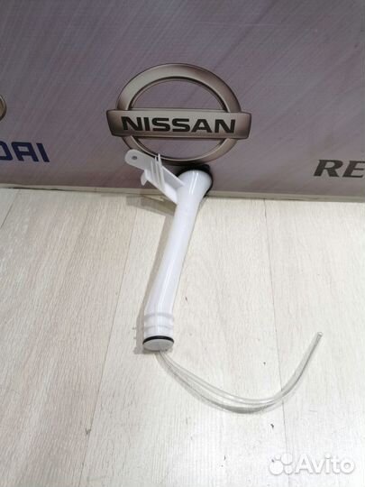 Бачок омывателя Nissan juke F15