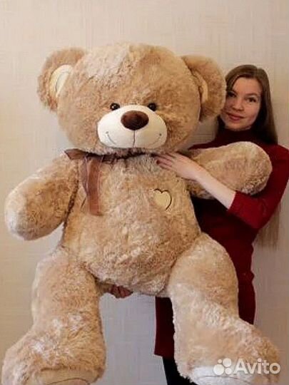 Большой плюшевый мишка