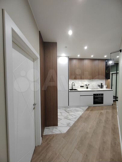 2-к. квартира, 52 м², 10/12 эт.