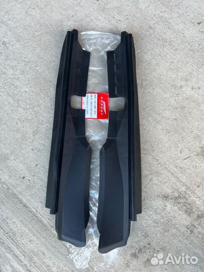 Накладка на крыло Камри 70/75