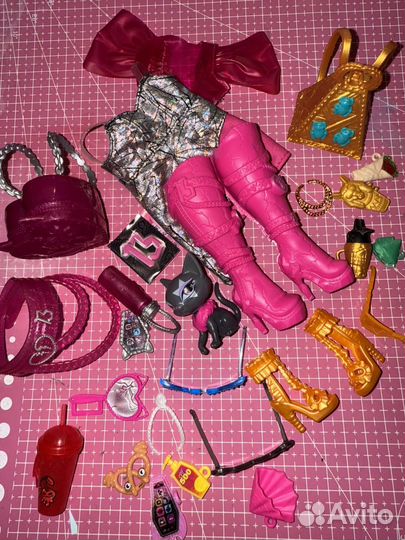 Аксессуары для кукол лот монстер хай monster high