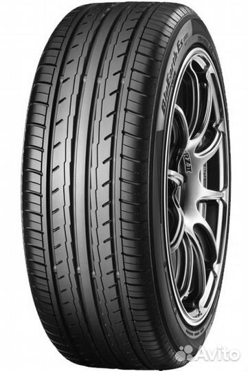 Yokohama BluEarth-ES ES32 215/55 R16 97V