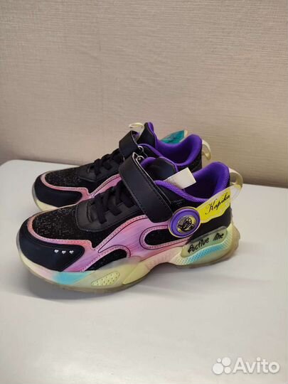 Кроссовки для девочки 32 размер