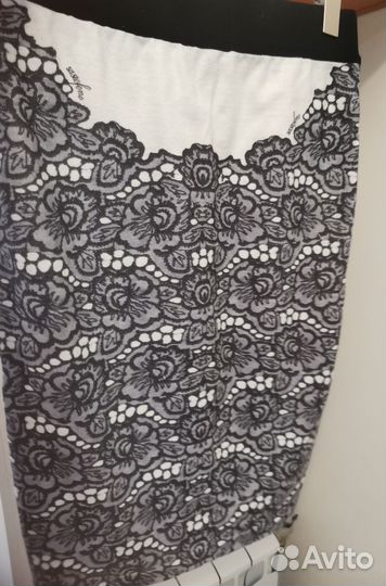 Костюм Sassofono юбка и свитер 46 размер