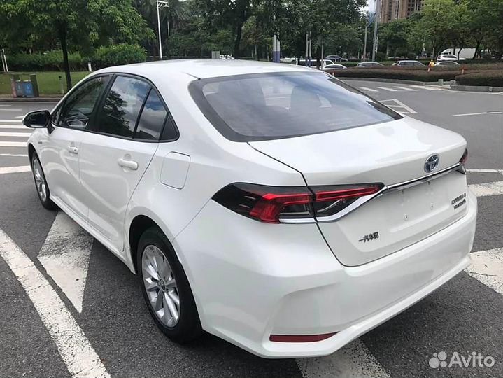 Toyota Corolla 1.8 CVT, 2019, 60 000 км