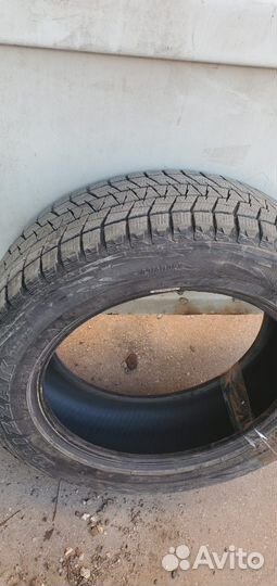 Bridgestone Blizzak DM-V1 6.00/20 R17