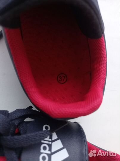 Детские футбольные бутсы 37 размер