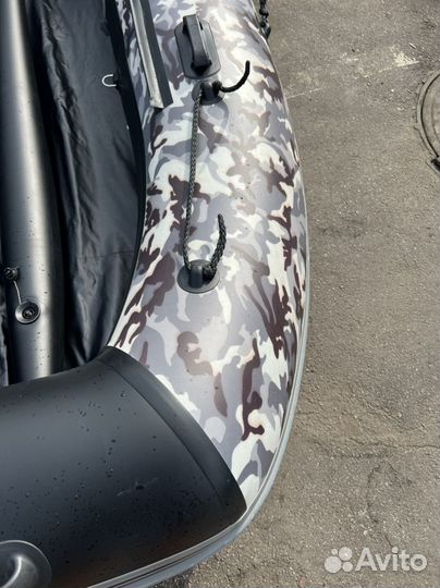 Лодка пвх Адмирал 335 с мотором suzuki 9.9