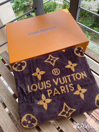 Пляжное полотенце Louis Vuitton Monogram Classic