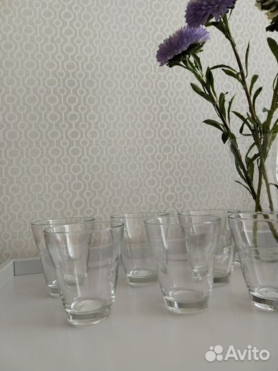 Набор стаканов для воды и напитков. Италия