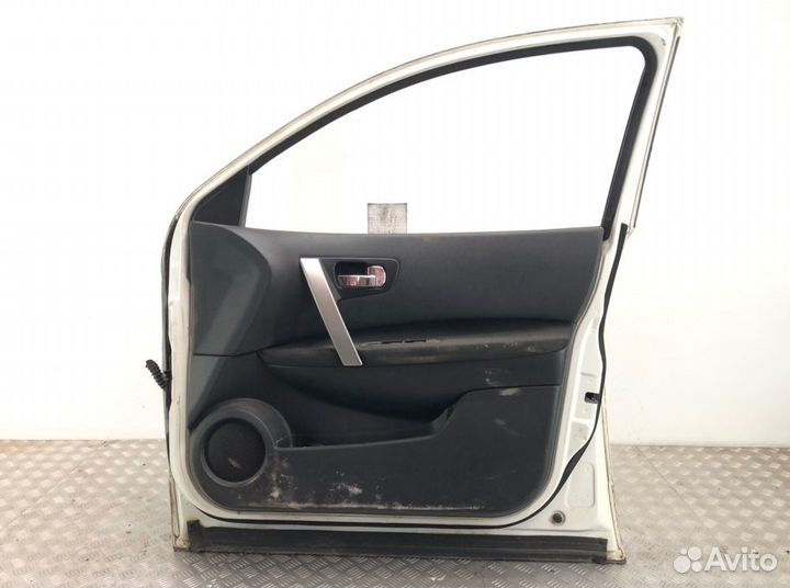 Дверь передняя правая Nissan Qashqai+2 2.0 DCI